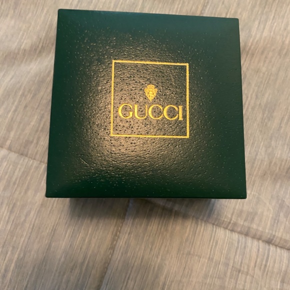 Women’s watch GUCCI AUTHENTIC - Picture 2 of 3